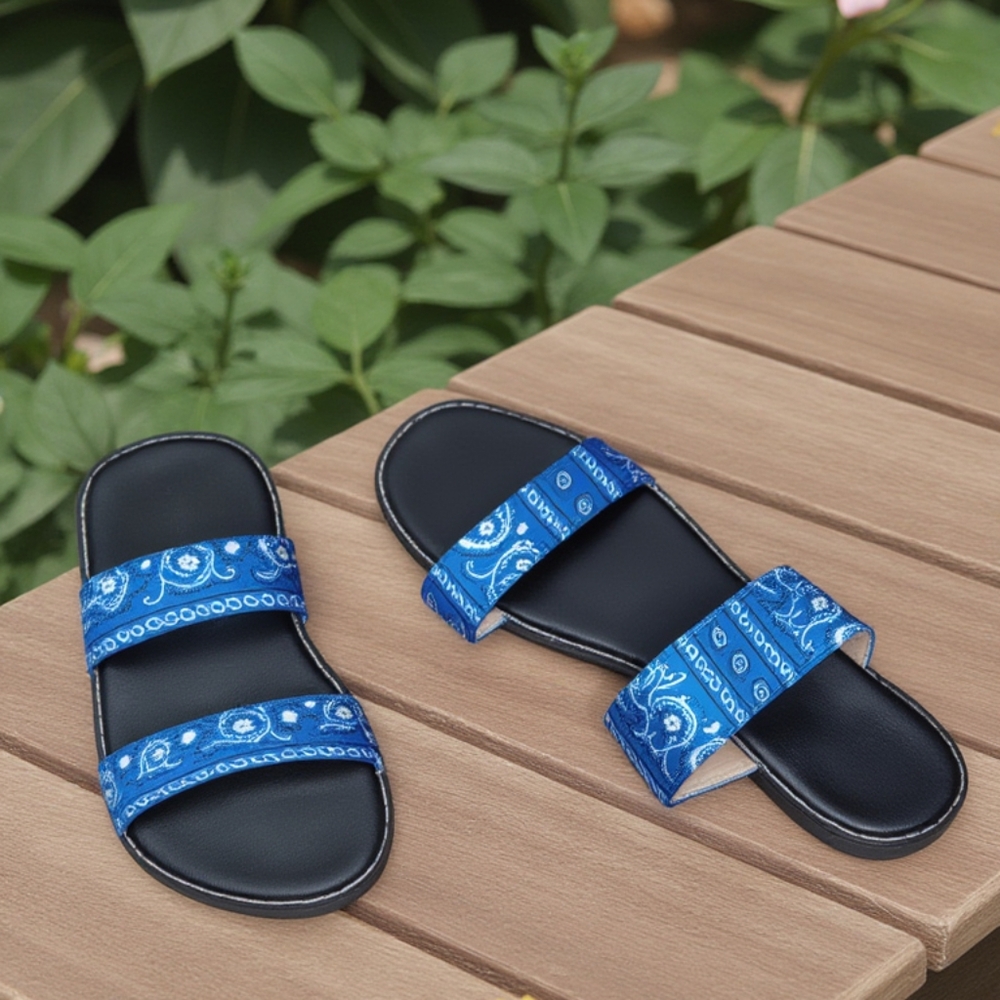 Sandals - Picture 2 of 7